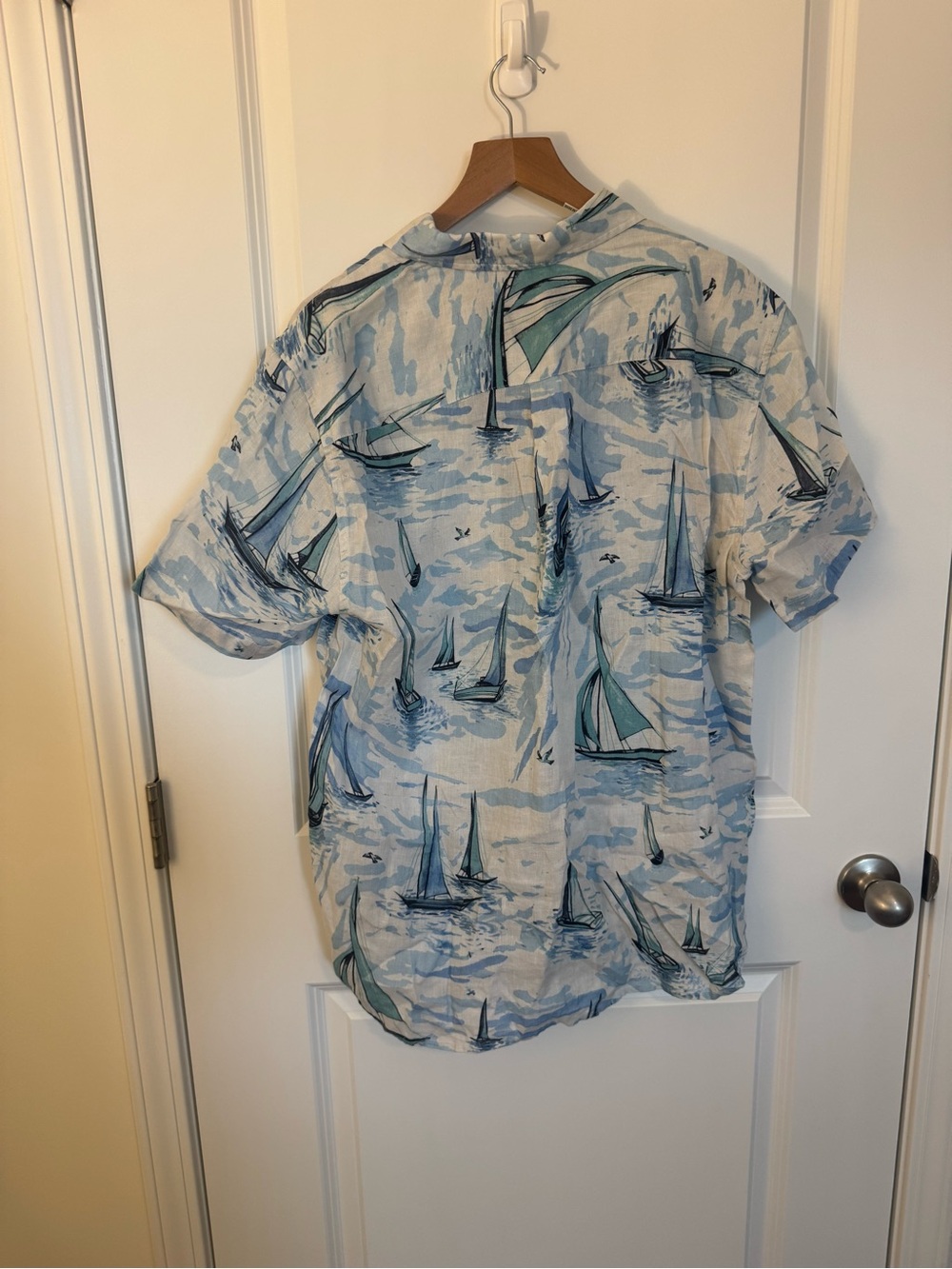 Vineyard Vines linen Short Sleeve Sailboat Print Shirt - Light Blue - Picture 3 of 3